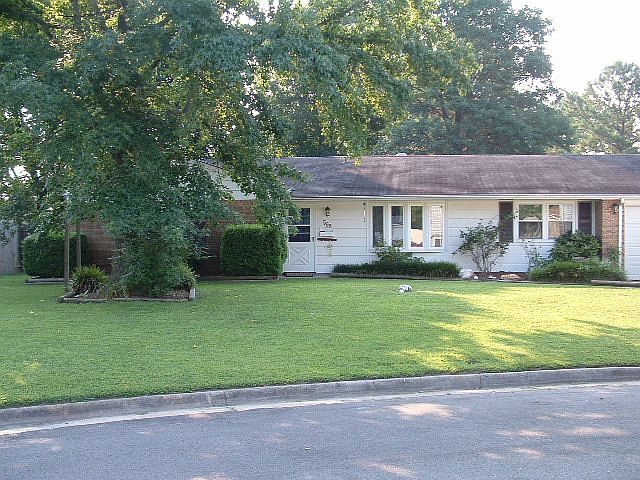 1st image of 568 Old Colony Ln