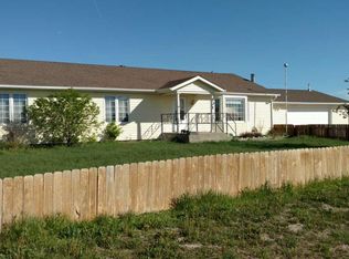 171 Rock Ridge Dr, Torrington, WY 82240