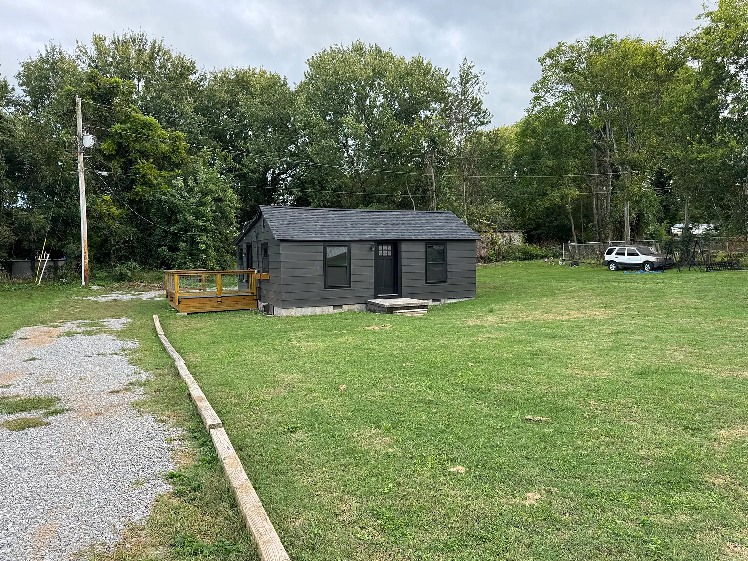 1 bed, 600 sqft, $1,200 — Photo 4