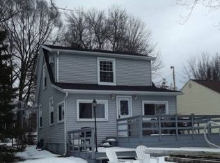 2324 Lake Shore Dr, Delavan, WI