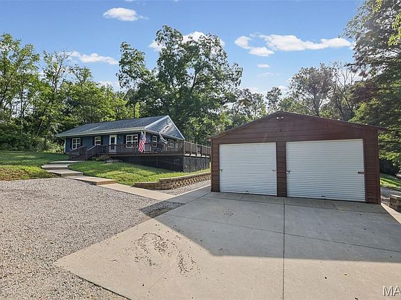 5th image of 9048 D Rd