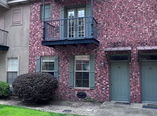 10600 Lakes Blvd APT 305, Baton Rouge, LA 70810