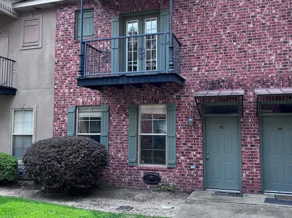 10600 Lakes Blvd APT 305, Baton Rouge, LA 70810