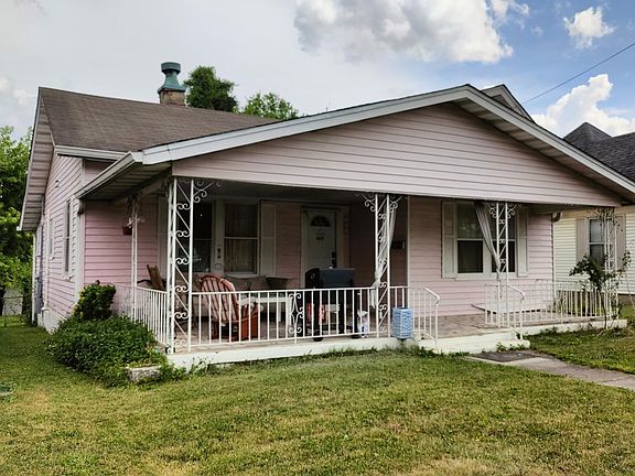 2nd image of 118 E Caldwell Ave