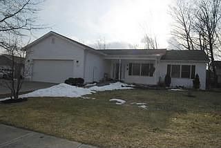 1st image of 271 Longwood Pl