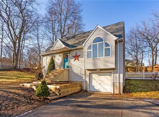 45 Jimmy Ln, Meriden, CT 06450