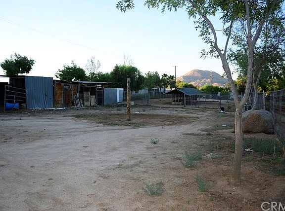 4th image of 24880 Carnes Dr