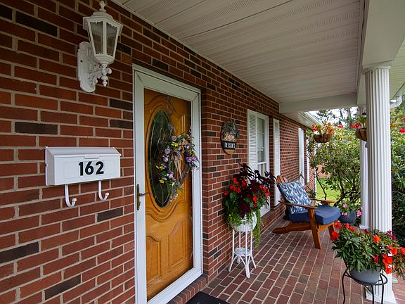5th image of 162 Holt Ln