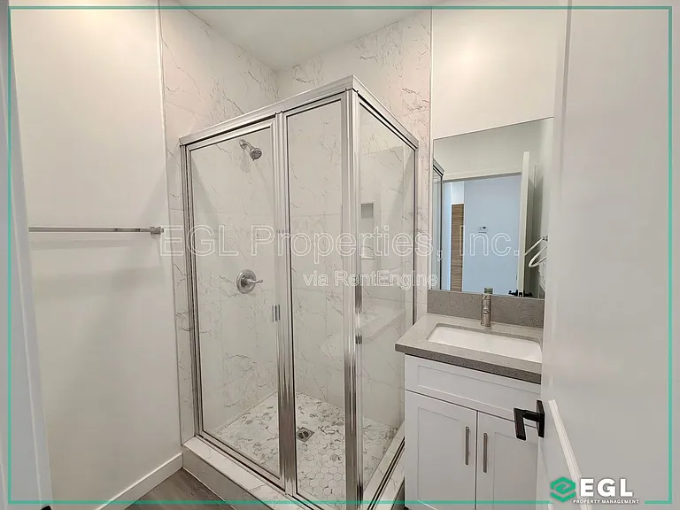 10501 Buford Ave #E — Photo 10