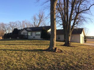 W4229 Potter Rd, Elkhorn, WI 53121