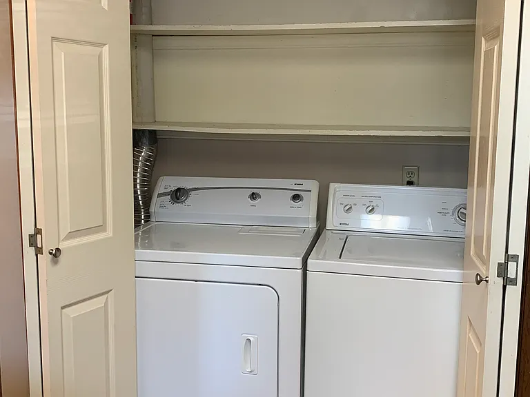 460 N Garrett St #A — Photo 5