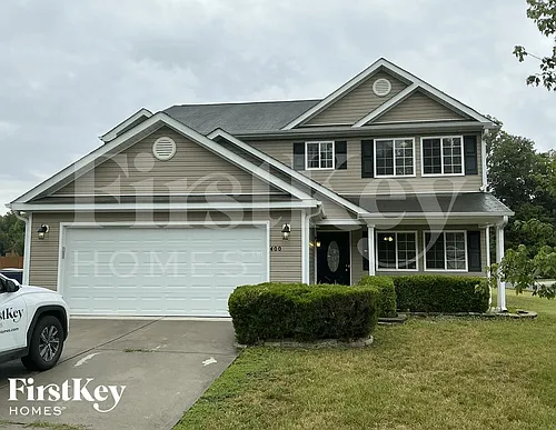 400 Walnut Crossing Dr Photo 1