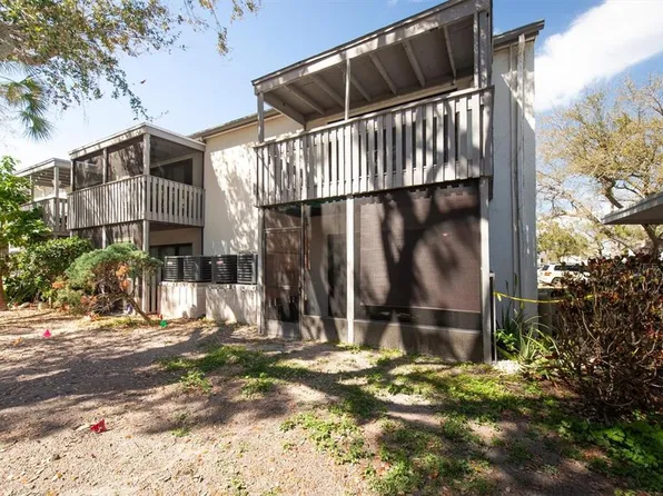 11410 8th Way N APT 311, Saint Petersburg, FL 33716