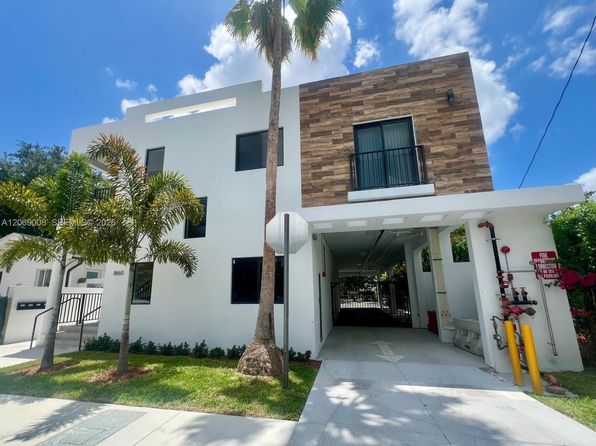 1860 NW 19th St #101