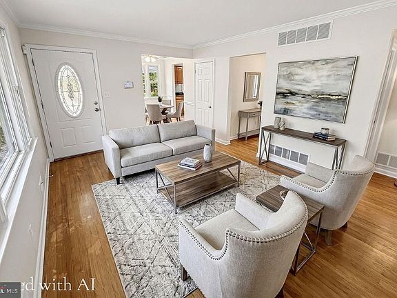 3rd image of 4610 Schley Ave