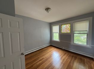 32 Blake St #1, New Haven, CT 06511