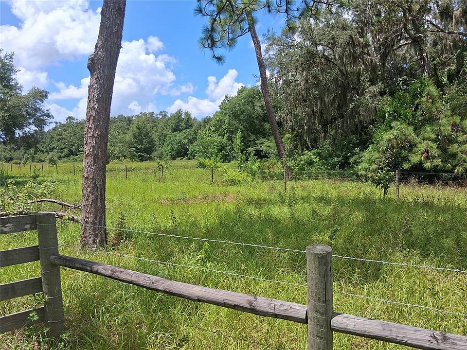 1st image of 409 COUNTY ROAD 542E