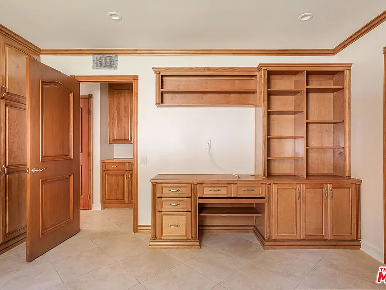 17309 Avenida De La Herradura — Photo 50
