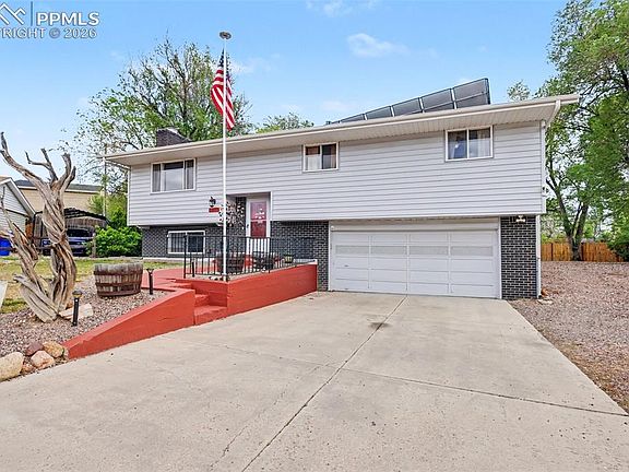 2nd image of 2927 Cabrillo Cir