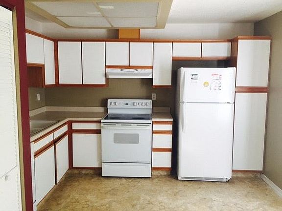 2nd image of 4623 Nicol Cmn APT 103