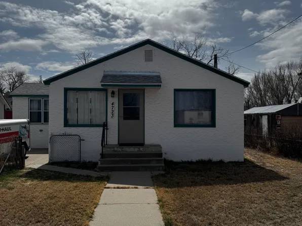 4723 Road 70y, Torrington, WY 82240