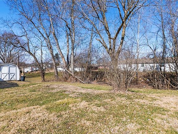 2nd image of 97 E King St