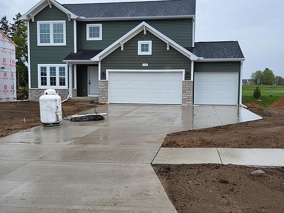 3rd image of 3219 Postern Dr