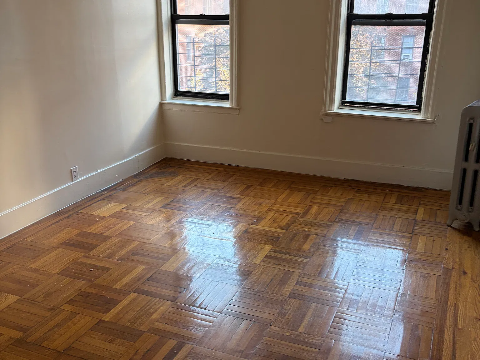 2438 Morris Ave — Photo 1