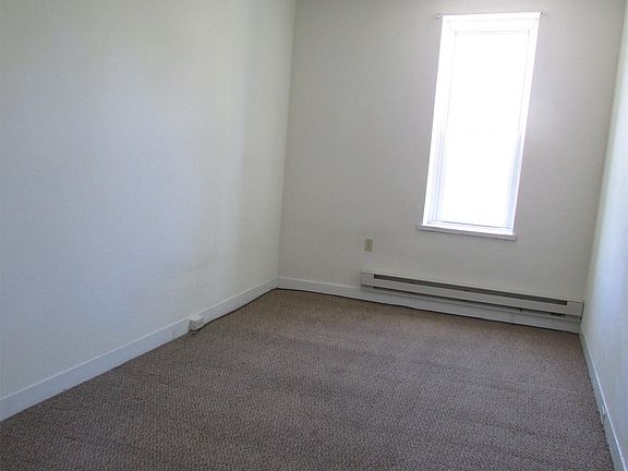 Bedroom from entrance door angle