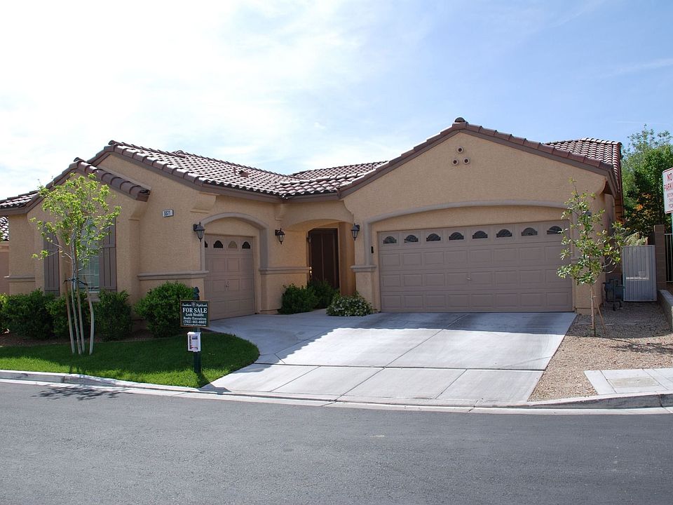 Single story community, cul de sac location