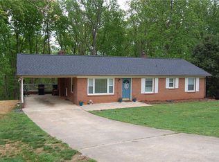 6929 Blenheim Ct, Rural Hall, NC 27045