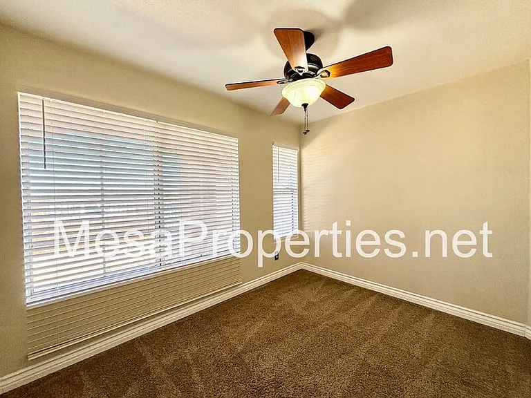 16481 Silica Dr — Photo 19