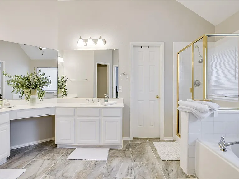 4402 Ruth Borchardt Dr — Photo 17