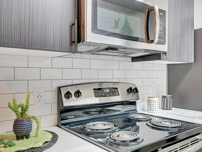 Namaste Apartments — Photo 16