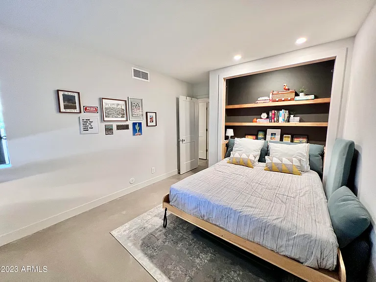 6459 N 77th Way — Photo 18