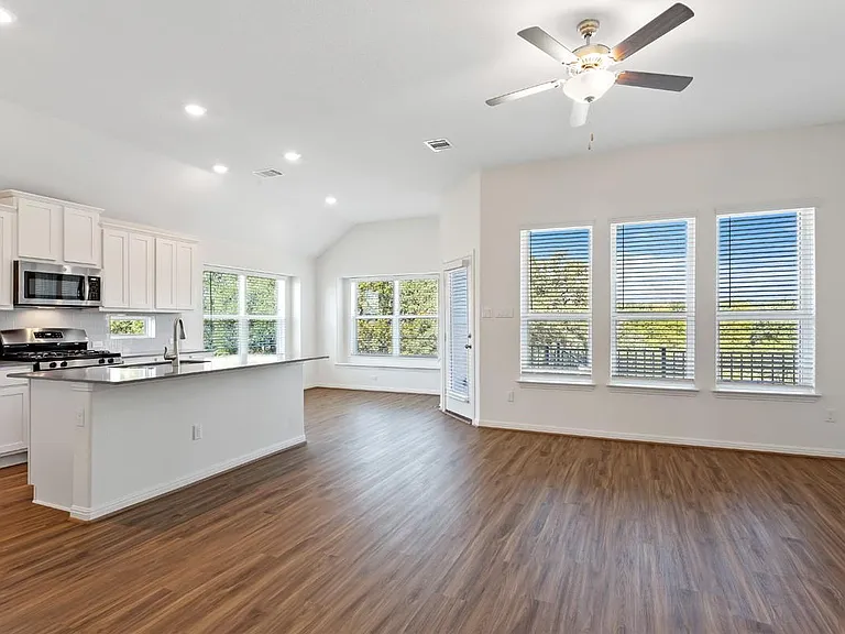 328 Prato Pl — Photo 7