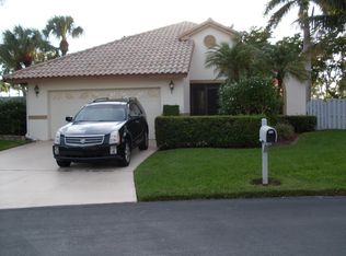 137 Executive Cir, Boynton Beach, FL 33436