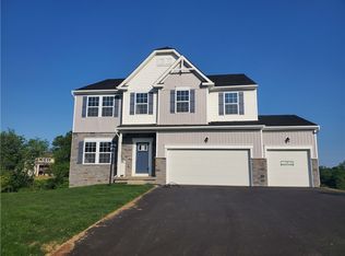 102 Parkview Dr, Pittsburgh, PA 15239