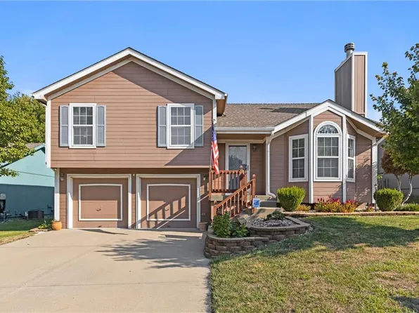 804 NE 107th St, Kansas City, MO 64116