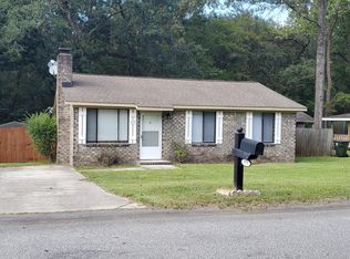 63 Oak Grove Rd, Goose Creek, SC 29445