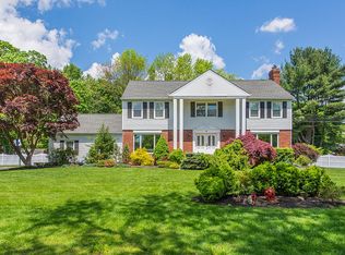 4 Raskin Rd, Morristown, NJ 07960