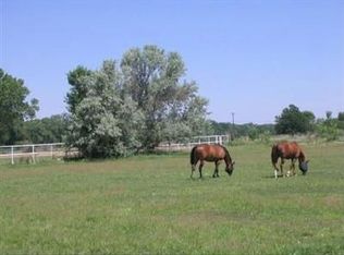 2410 Venetian Way SW, Albuquerque, NM 87105