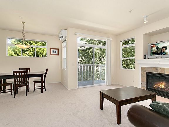 4th image of 753 241st Ln SE