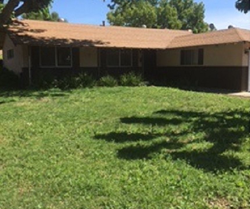 2nd image of 513 Tulare Dr