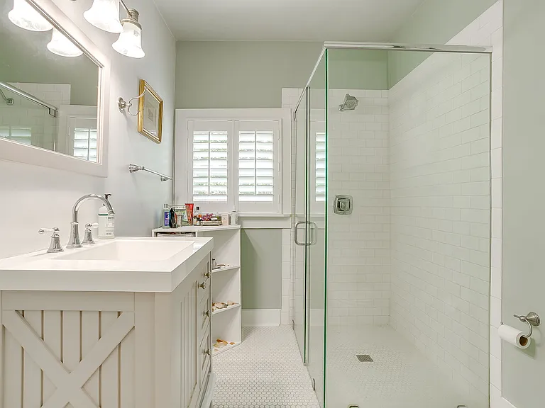 2200 W Magnolia Ave — Photo 16