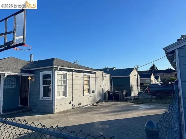 9945 B St, Oakland, CA 94603