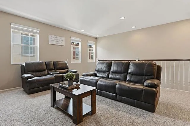 1080 Breakaway Dr — Photo 13