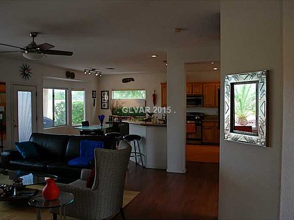 4th image of 1670 Danbury Crossing Dr