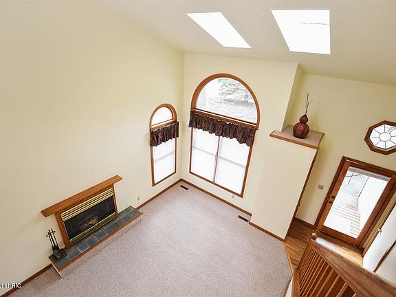 3rd image of 4595 N Cedar Trl