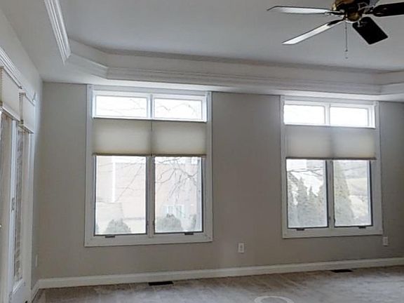 3rd image of 6821 Royal Oakland Pl